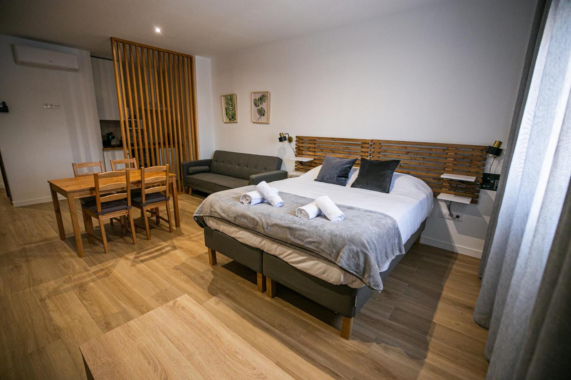 Apartamentos Gemina Мерида Екстериор снимка
